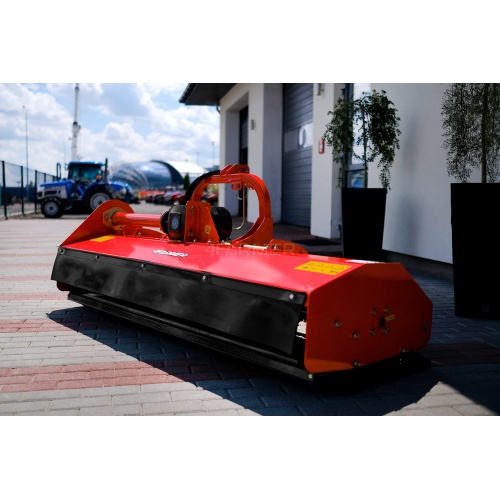 Flail mower with a hydraulic shift DPH 175 4FARMER
