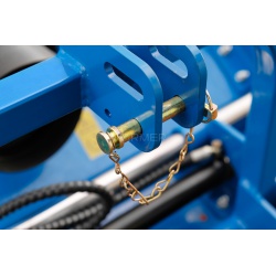 Flail mower with a hydraulic shift EFGC-KH 135 - opened flap