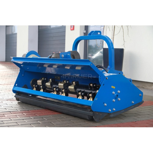 Flail mower with a hydraulic shift EFGC-KH 135 - opened flap