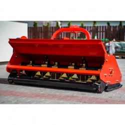Kosiarka bijakowa EFGC-K 145 otwierana klapa 4FARMER - czerwona
