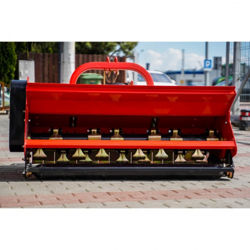 Kosiarka bijakowa EFGC-K 145 otwierana klapa 4FARMER - czerwona