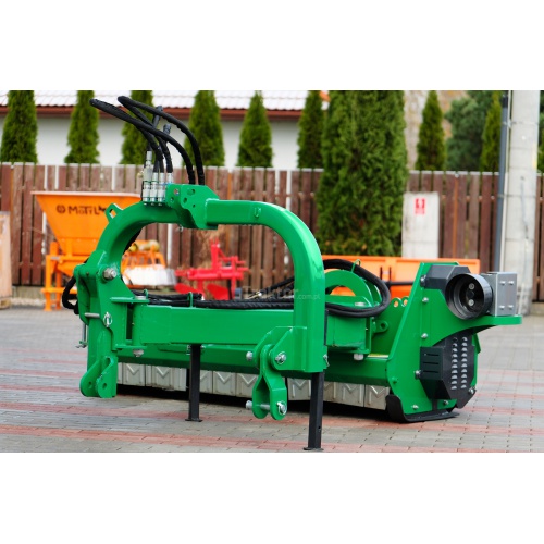 Flail Mower with an outreach arm AGF 180 with valves
