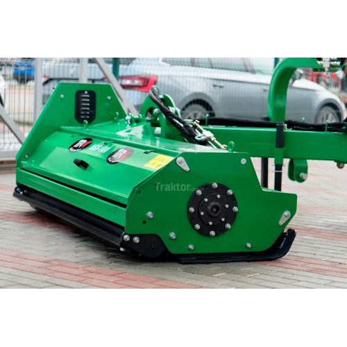 Flail Mower with an outreach arm AGF 180 with valves
