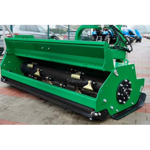 Flail Mower with an outreach arm AGF 180 with valves