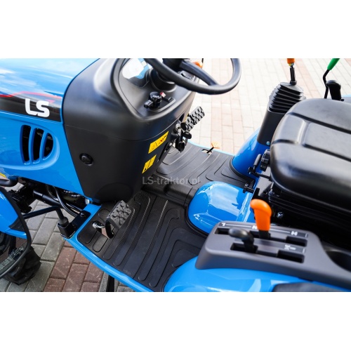 LS Tractor XJ25 MEC 4x4 - 24.4 HP + canopy
